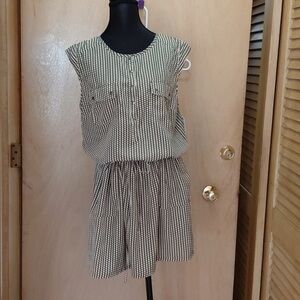 Sleeveless Printed Drawstring Romper in Black and White